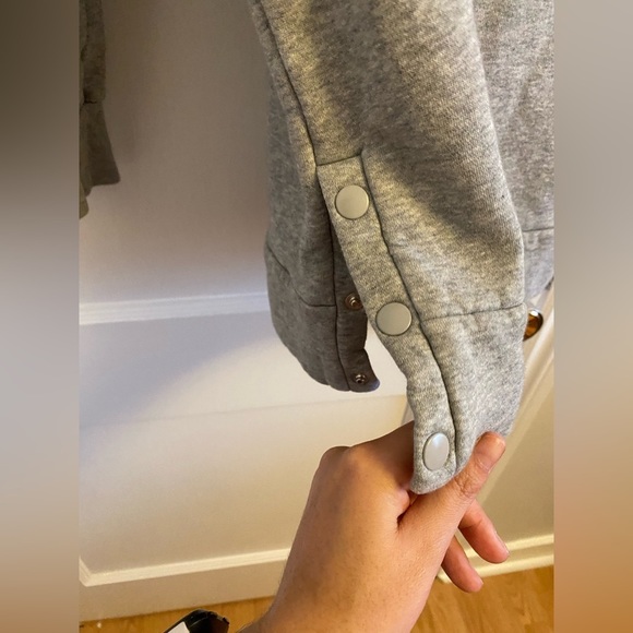 Adidas size Large - Picture 2 of 5